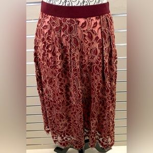 NY&Co Eva Mendes Pink Burgundy Lace Skirt - Size 14